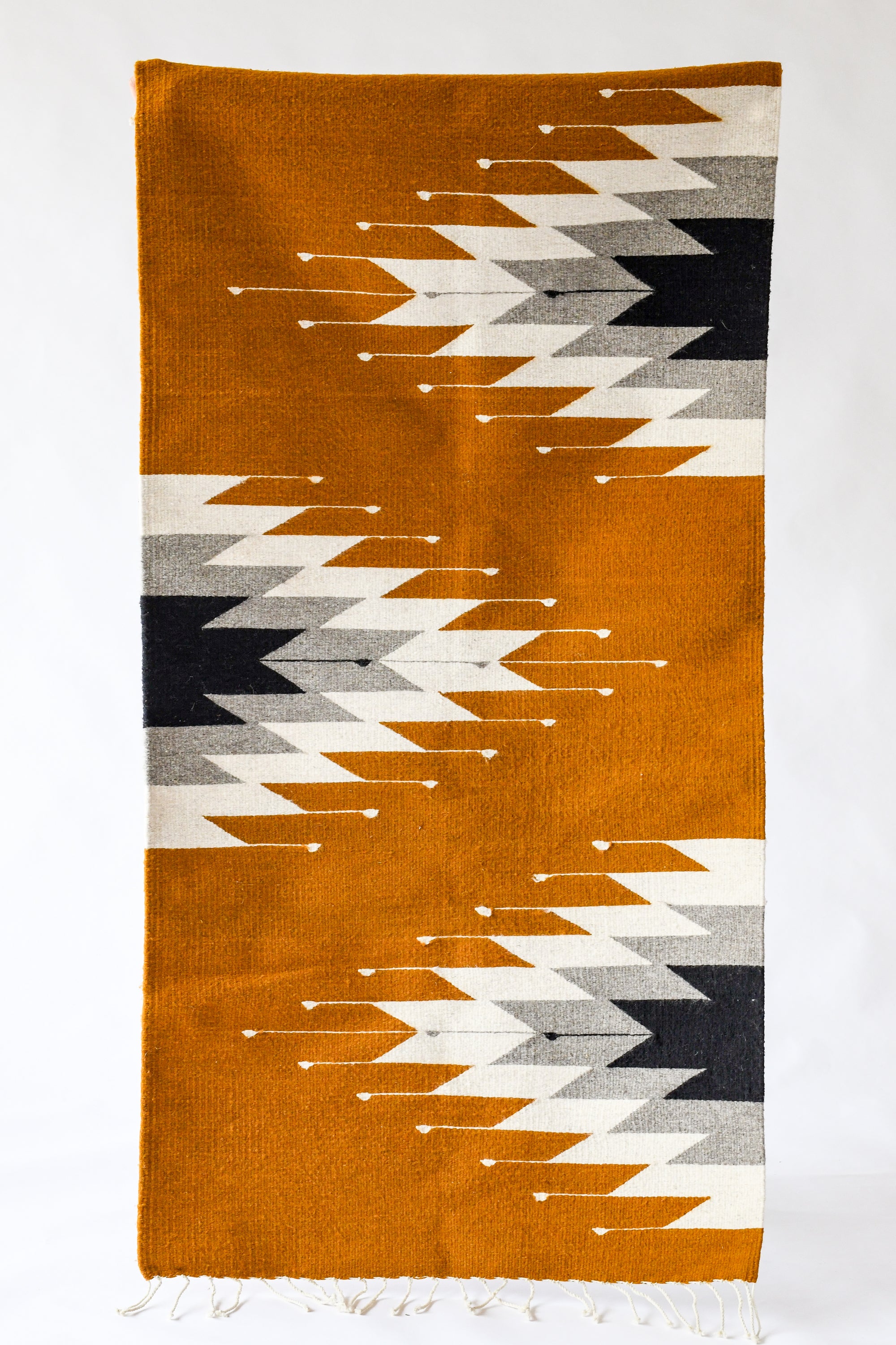 Loom Imports Rug № 1