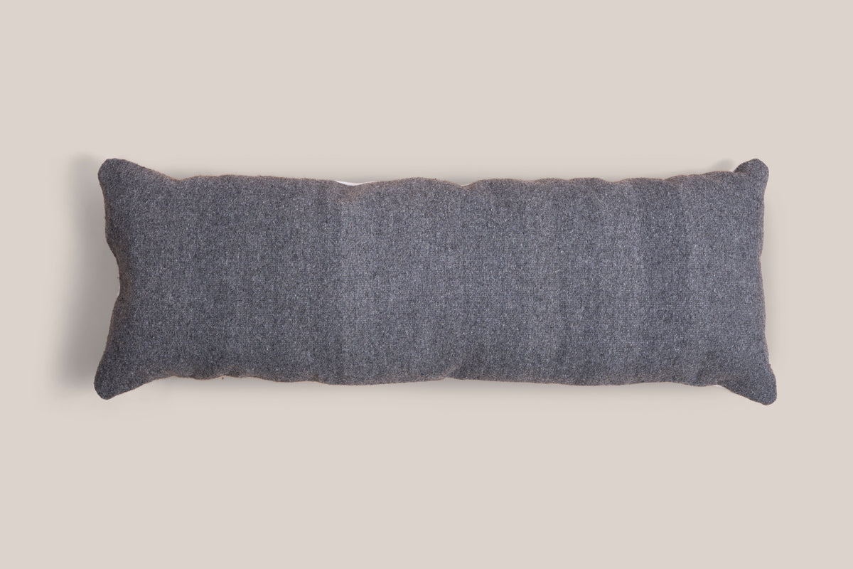 BASICS PILLOW